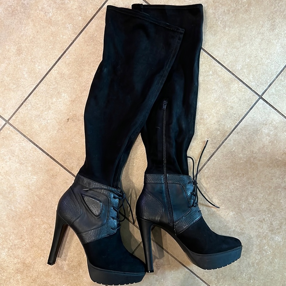 Jennifer Lopez Over the Knee Boots
